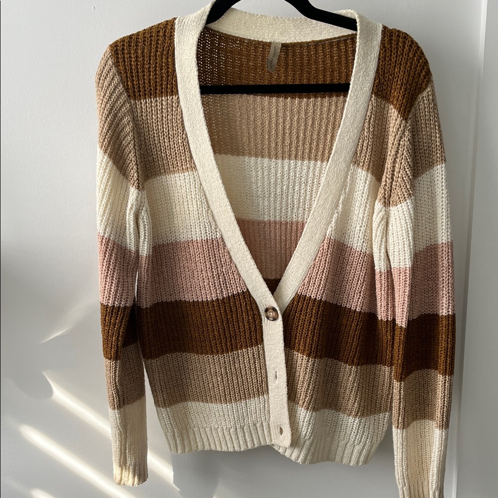 Elegant Striped Cardigan in Brown and Cream